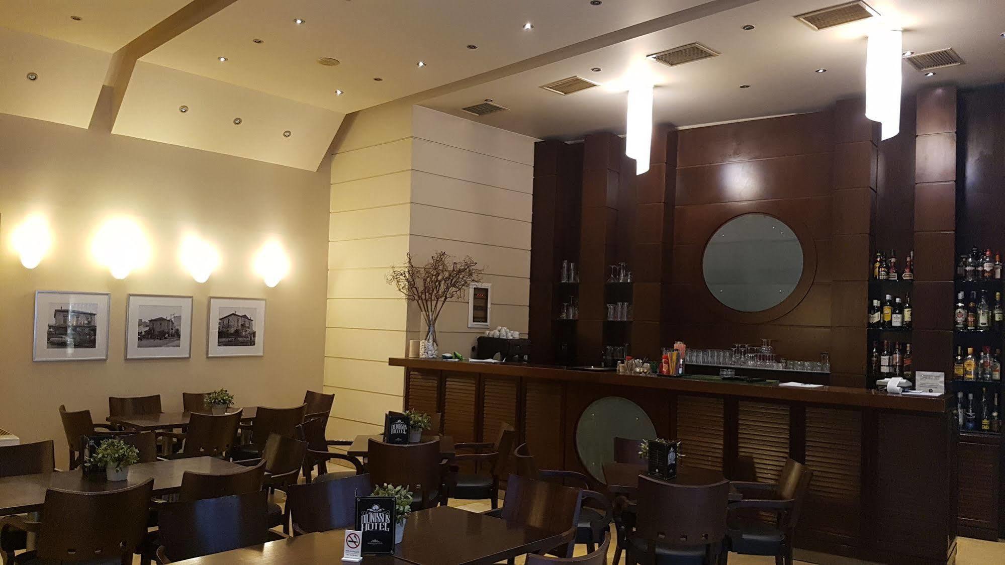 Dionisos Hotel Larissa Exterior photo